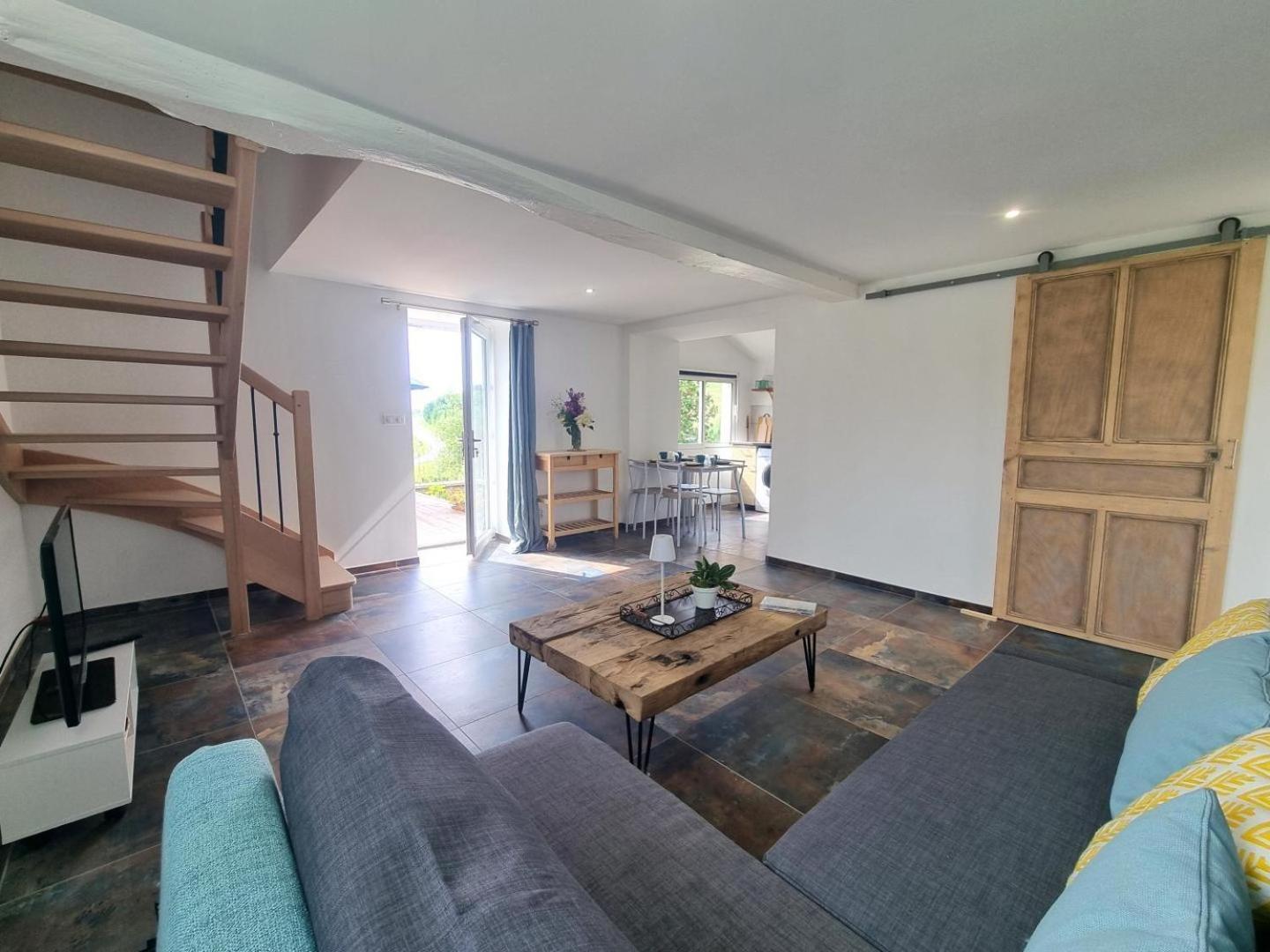 Bed and Breakfast La Ferme Des Galoches Villemontais Экстерьер фото
